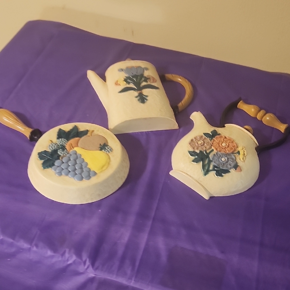 Floral Ceramic Wall Decor Set
